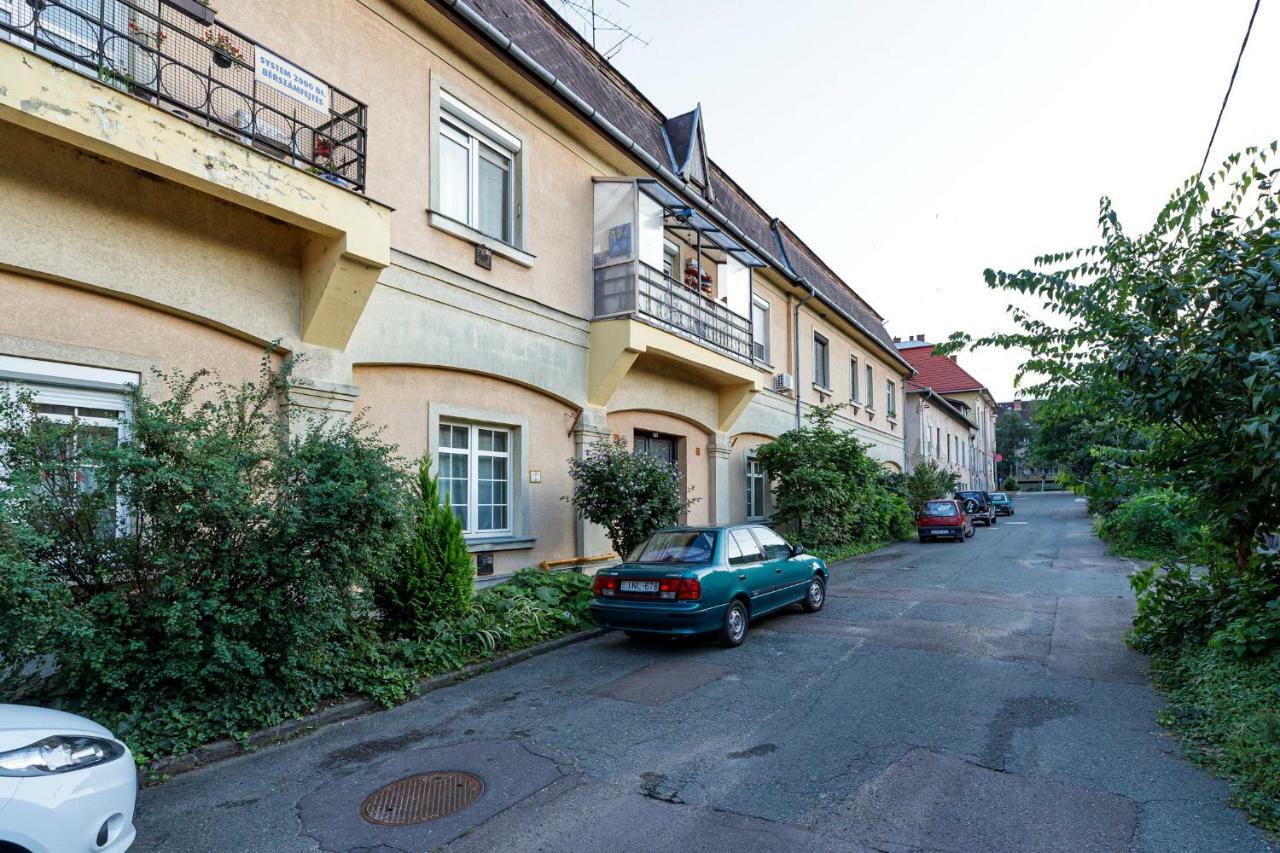 Sophie Apartman Eger Eksteriør bilde